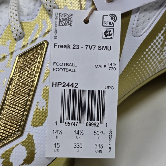 adidas Mens 15 Freak 23 7v7 SMU Football Cleats White Gold Metallic HP2442 NEW - Picture 11 of 12